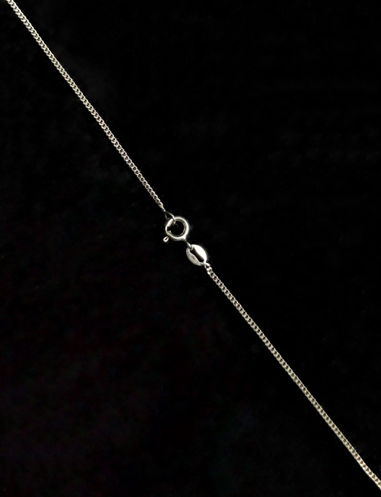 Cadena Riel de Zirconias