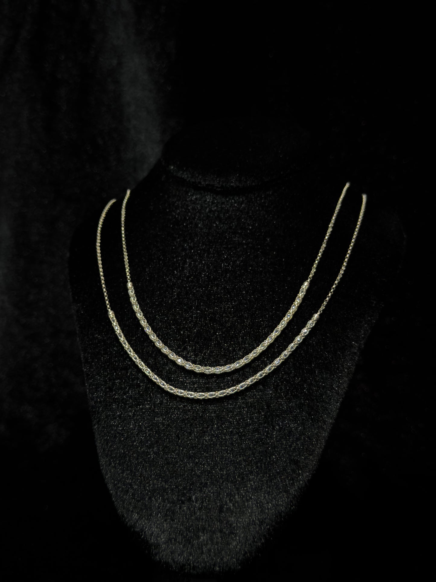 Cadena Riel de Zirconias