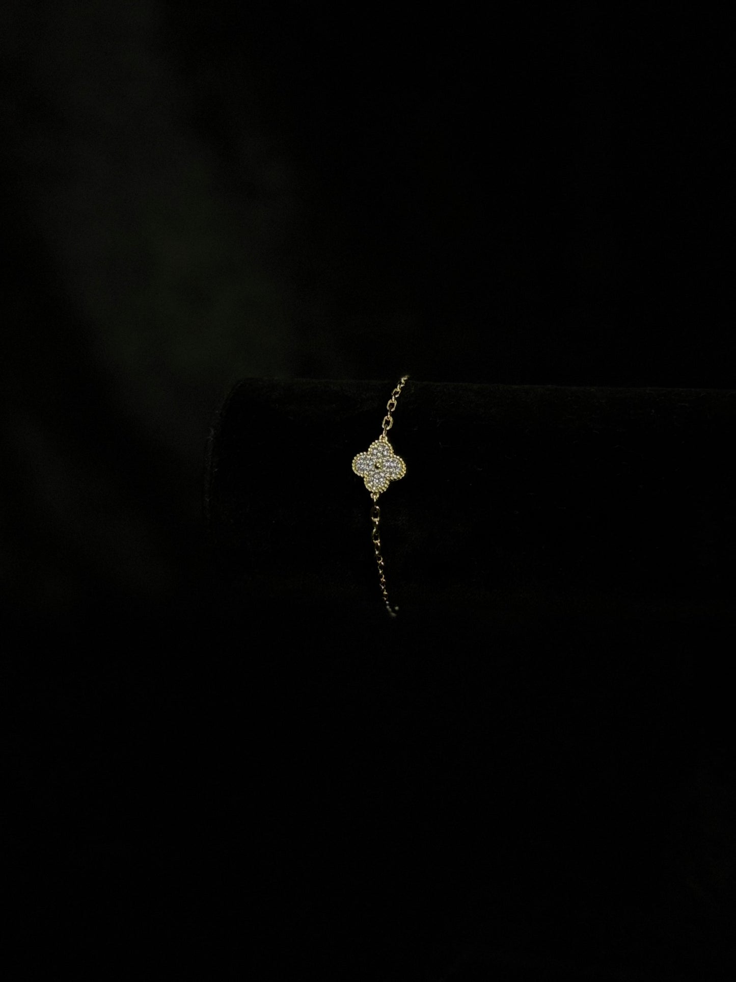 Pulso T/ Van Cleef Gold